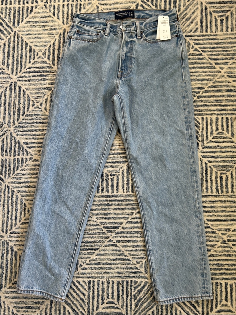 Abercrombie & Fitch Authenticate Rigid Denim Loose Light Blue Jeans with Tags - Picture 2 of 5
